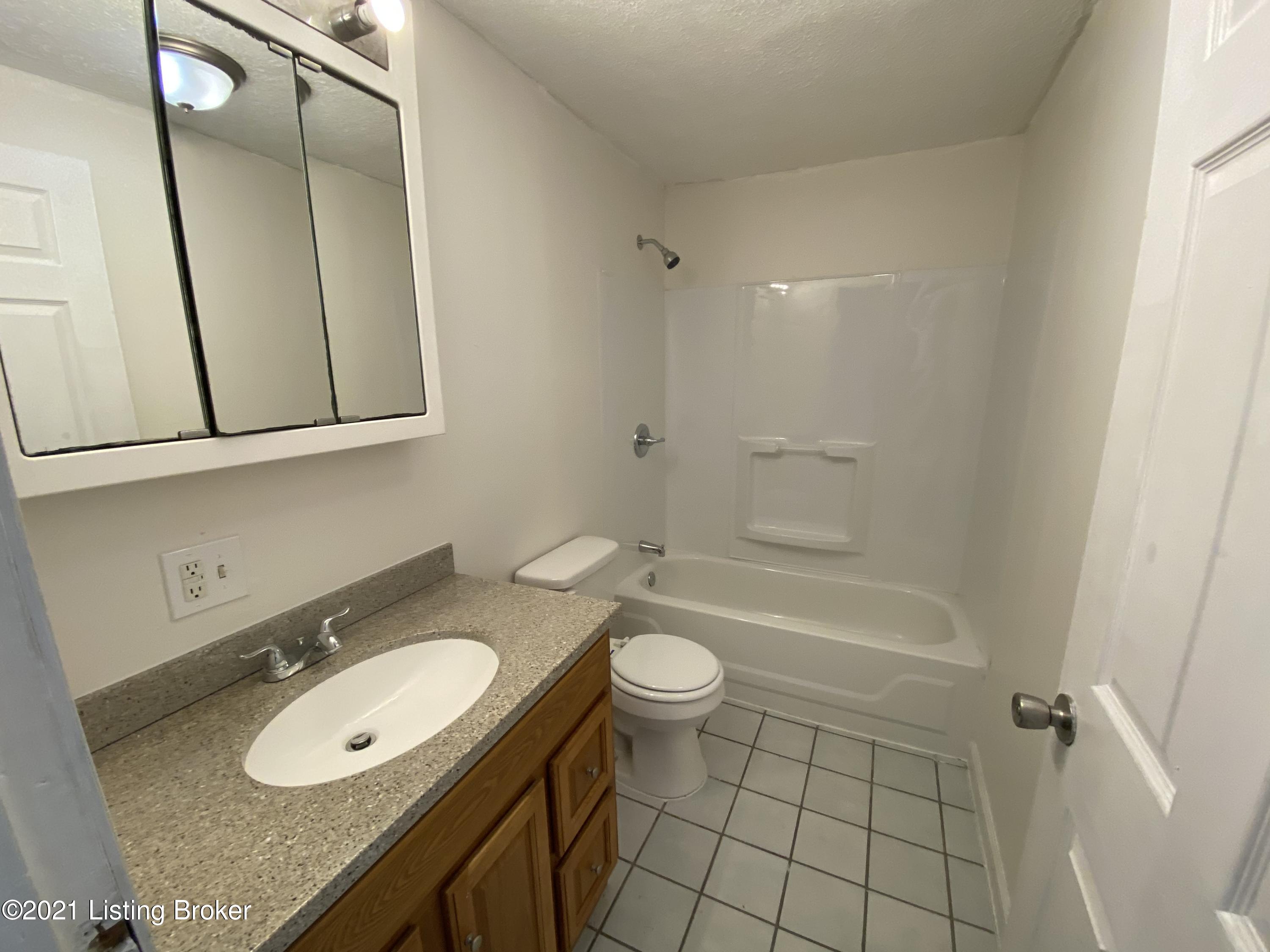 714 Shamrock Road Brandenburg, KY 40108 - Photo 21 of 40 IMG-8153