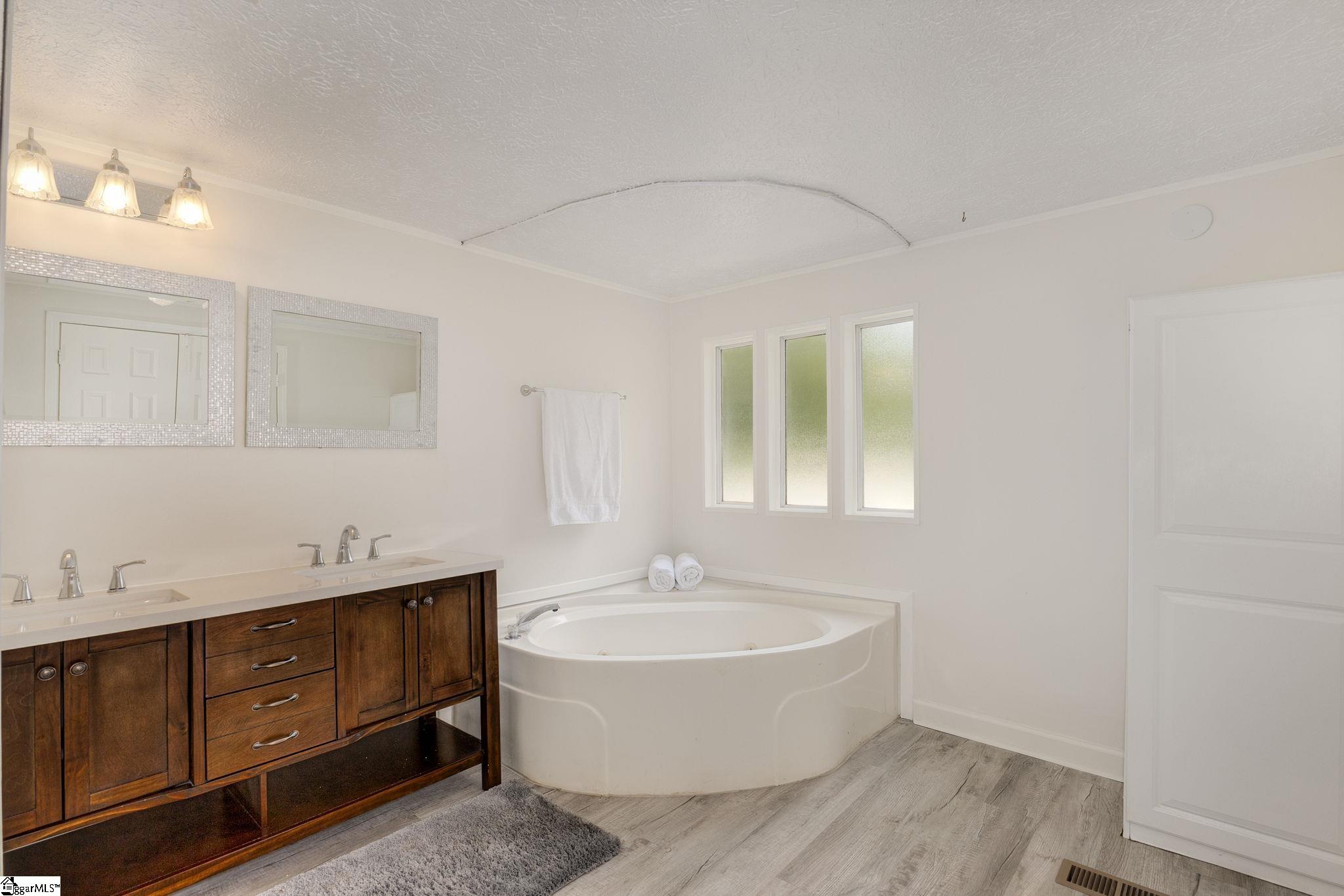 133 Acorn Trail Fountain Inn, SC 29644 - Photo 19 of 33 Gallery Image 19