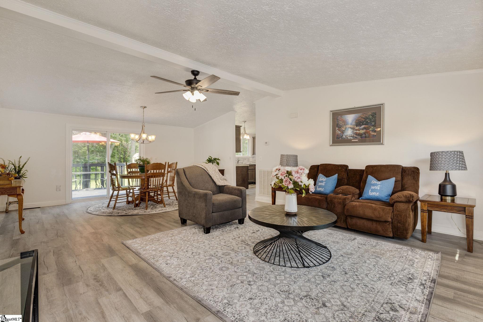 133 Acorn Trail Fountain Inn, SC 29644 - Photo 4 of 33 Gallery Image 4