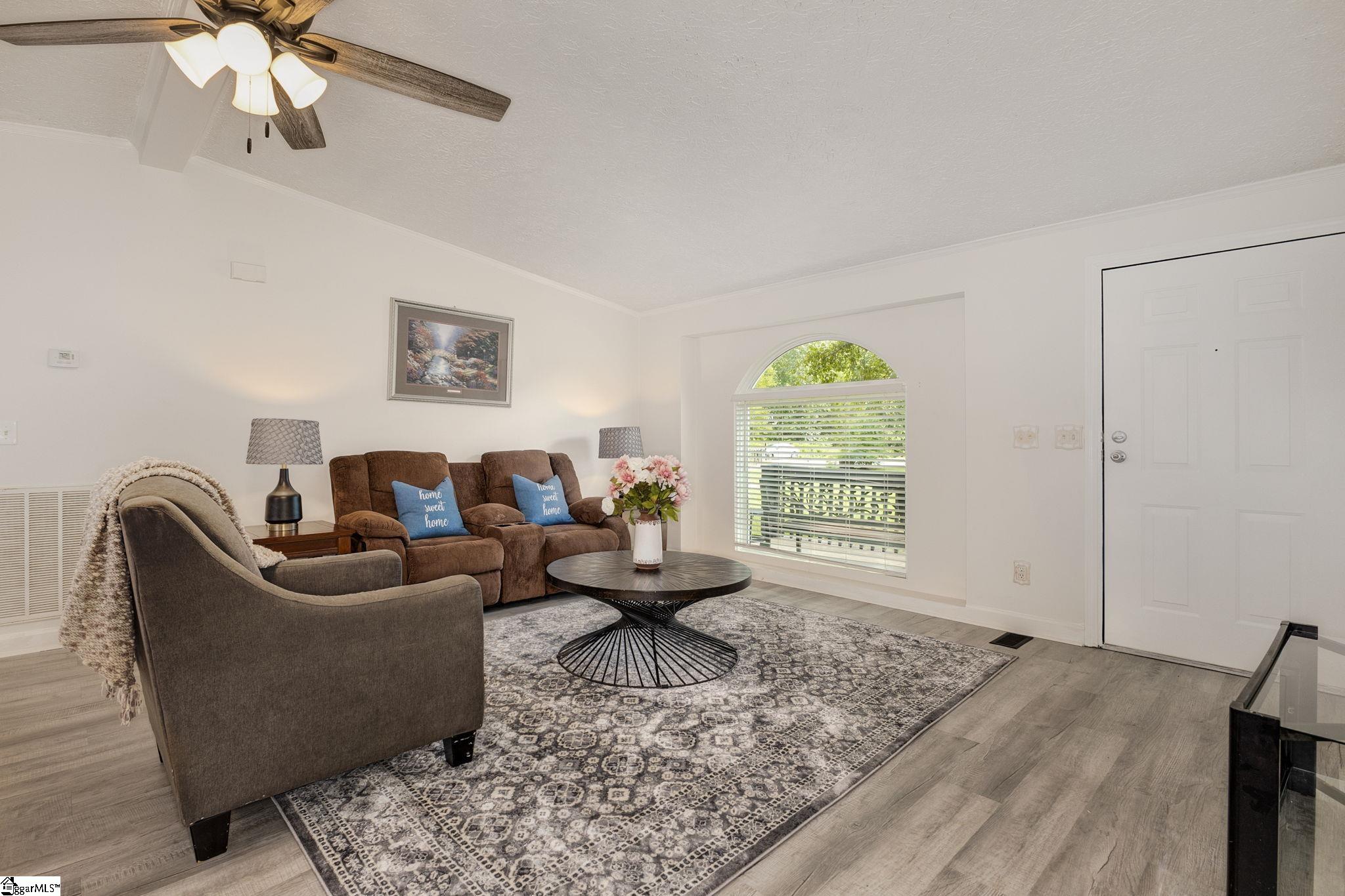 133 Acorn Trail Fountain Inn, SC 29644 - Photo 5 of 33 Gallery Image 5