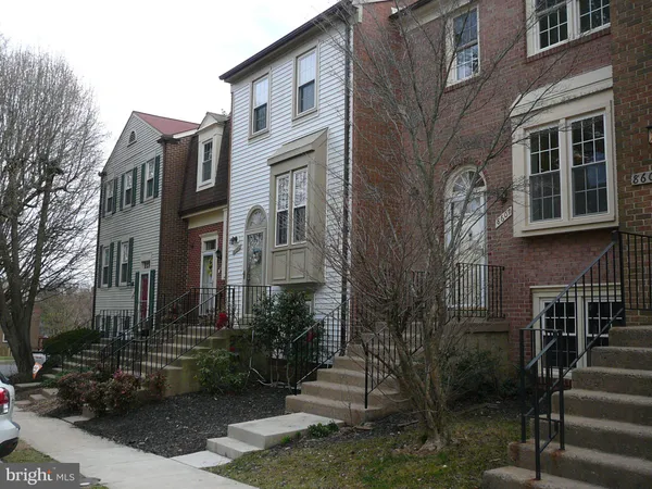 $3,300 | 8607 Dellway Lane, Vienna, VA 22180
