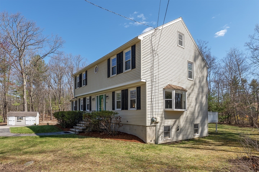 91 Scribner Road Tyngsboro, MA 01879 - Photo 8 of 42 Gallery Image 8