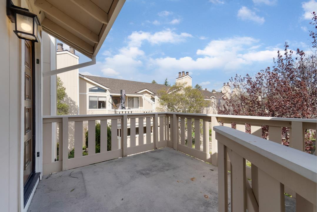 2865 South Bascom Avenue, Unit 902 San Jose, CA 95124 - Photo 22 of 29 a view of a balcony with city view