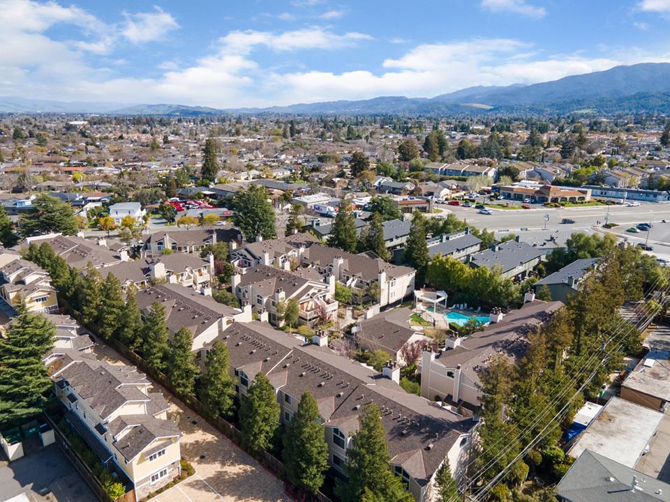 2865 South Bascom Avenue, Unit 902 San Jose, CA 95124 - Photo 27 of 29 an aerial view of multiple house
