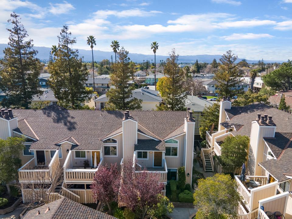 2865 South Bascom Avenue, Unit 902 San Jose, CA 95124 - Photo 4 of 29 an aerial view of a house