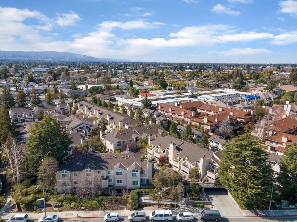 2865 South Bascom Avenue, Unit 902 San Jose, CA 95124 - Photo 5 of 29 an aerial view of a city