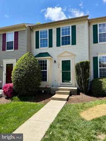$2,595 | 1874 Tiger Lily Circle, Woodbridge, VA 22192