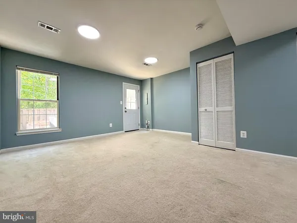 $2,595 | 1874 Tiger Lily Circle, Woodbridge, VA 22192