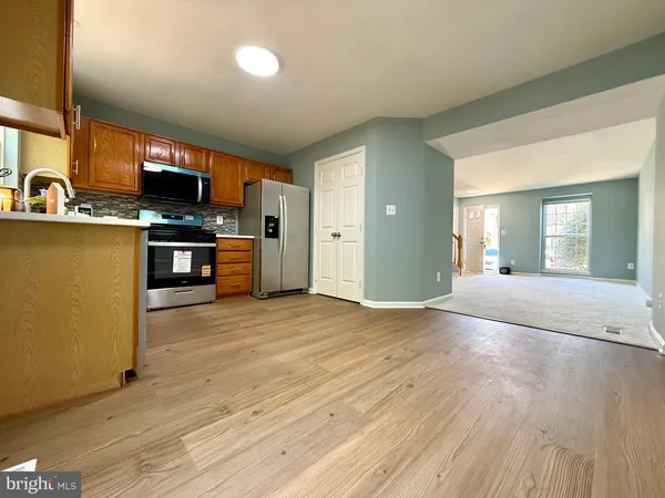 $2,595 | 1874 Tiger Lily Circle, Woodbridge, VA 22192