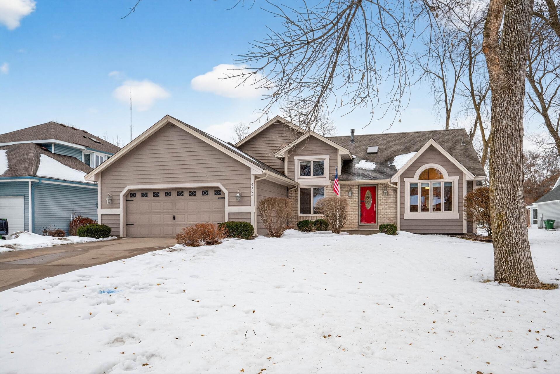 6397 Fawn Lane Circle Pines, MN 55014 - Photo 1 of 35