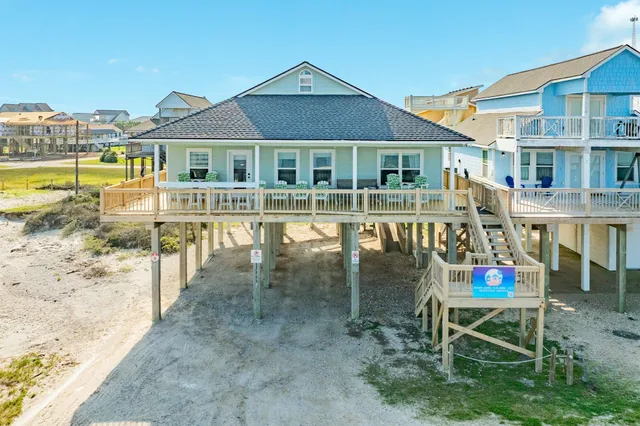 $460,000 | 13111 Gulf Beach Drive, Freeport, TX 77541