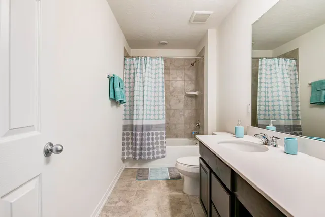 $2,595 | 23314 Stahl Creeks Lane, Spring, TX 77373