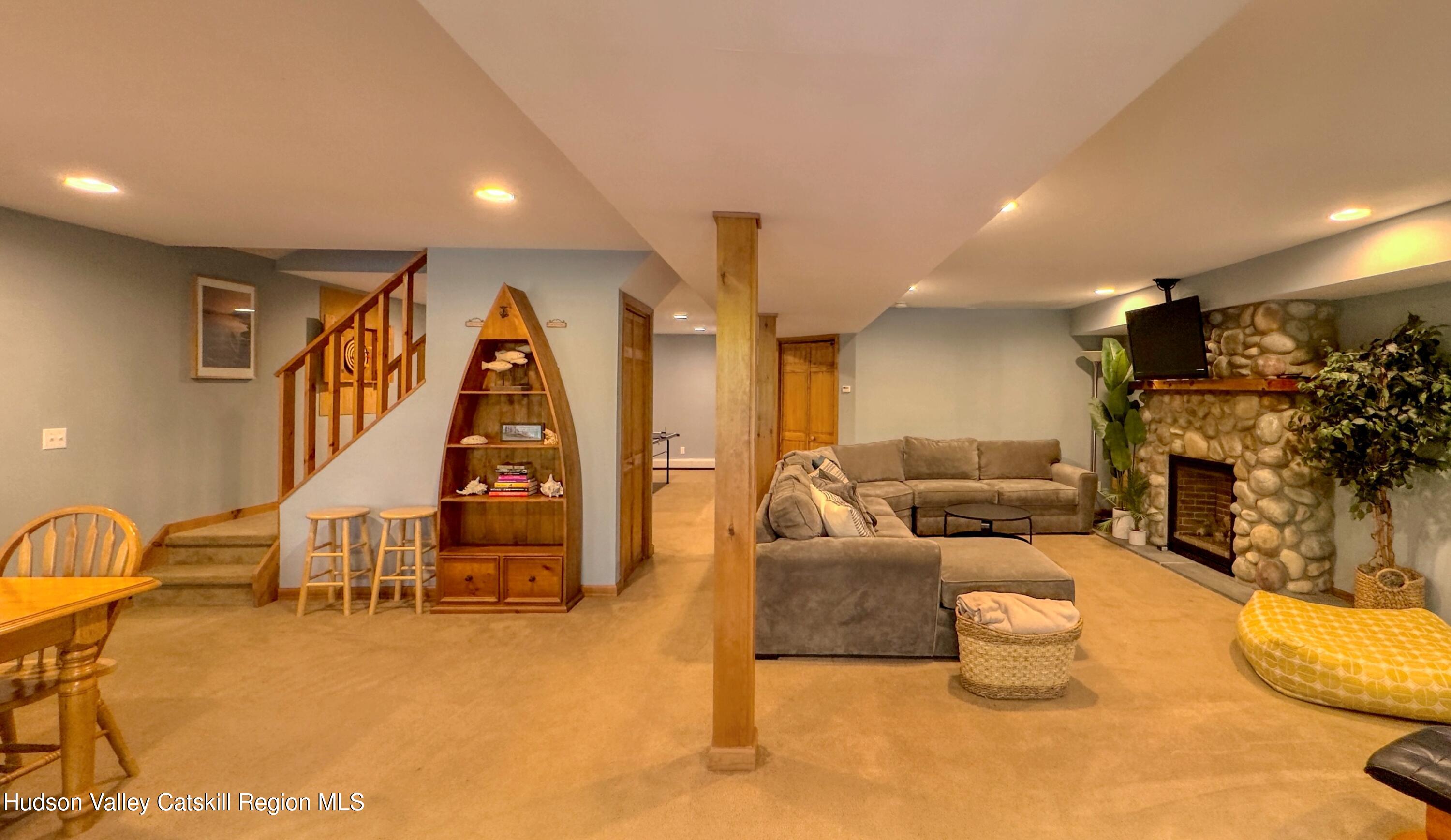 8 Rip Van Winkle Drive Athens, NY 12015 - Photo 38 of 53 IMG_7813_HDR 2_HDR