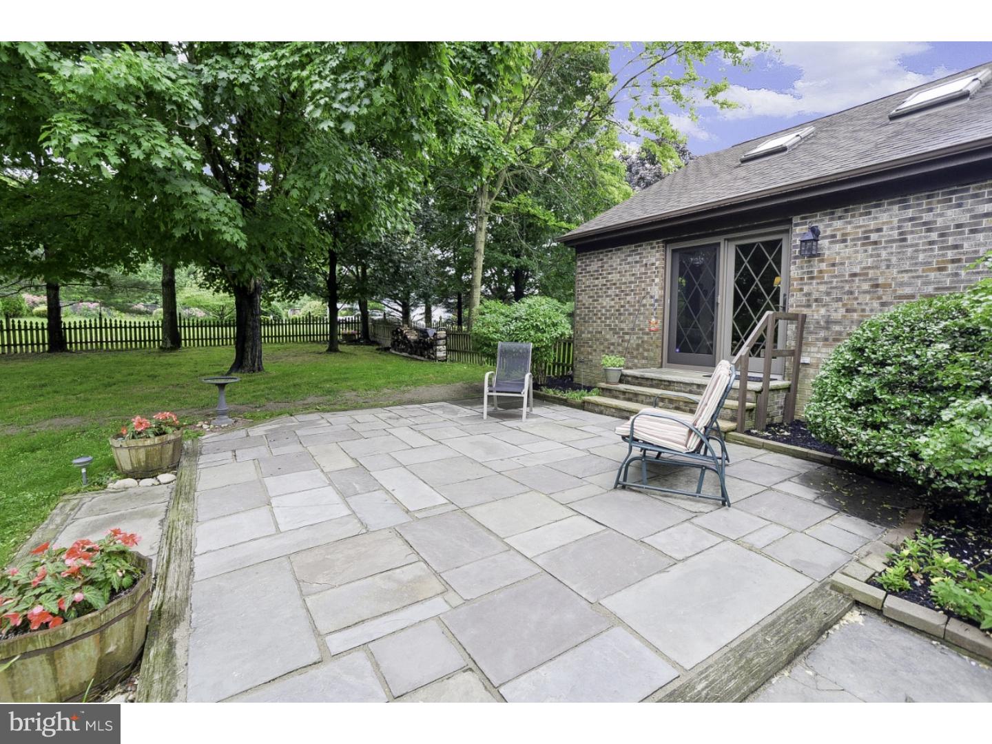 309 Pitman Road Sewell, NJ 08080 - Photo 22 of 24 Patio