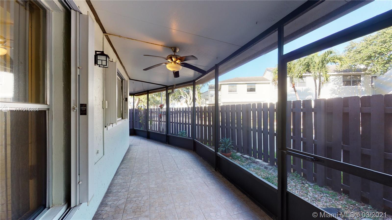 4822 Grapevine Way Davie, FL 33331 - Photo 18 of 36