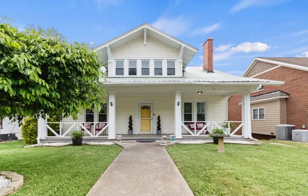 $499,500 | 405 Mulberry Avenue, Fayetteville, TN 37334