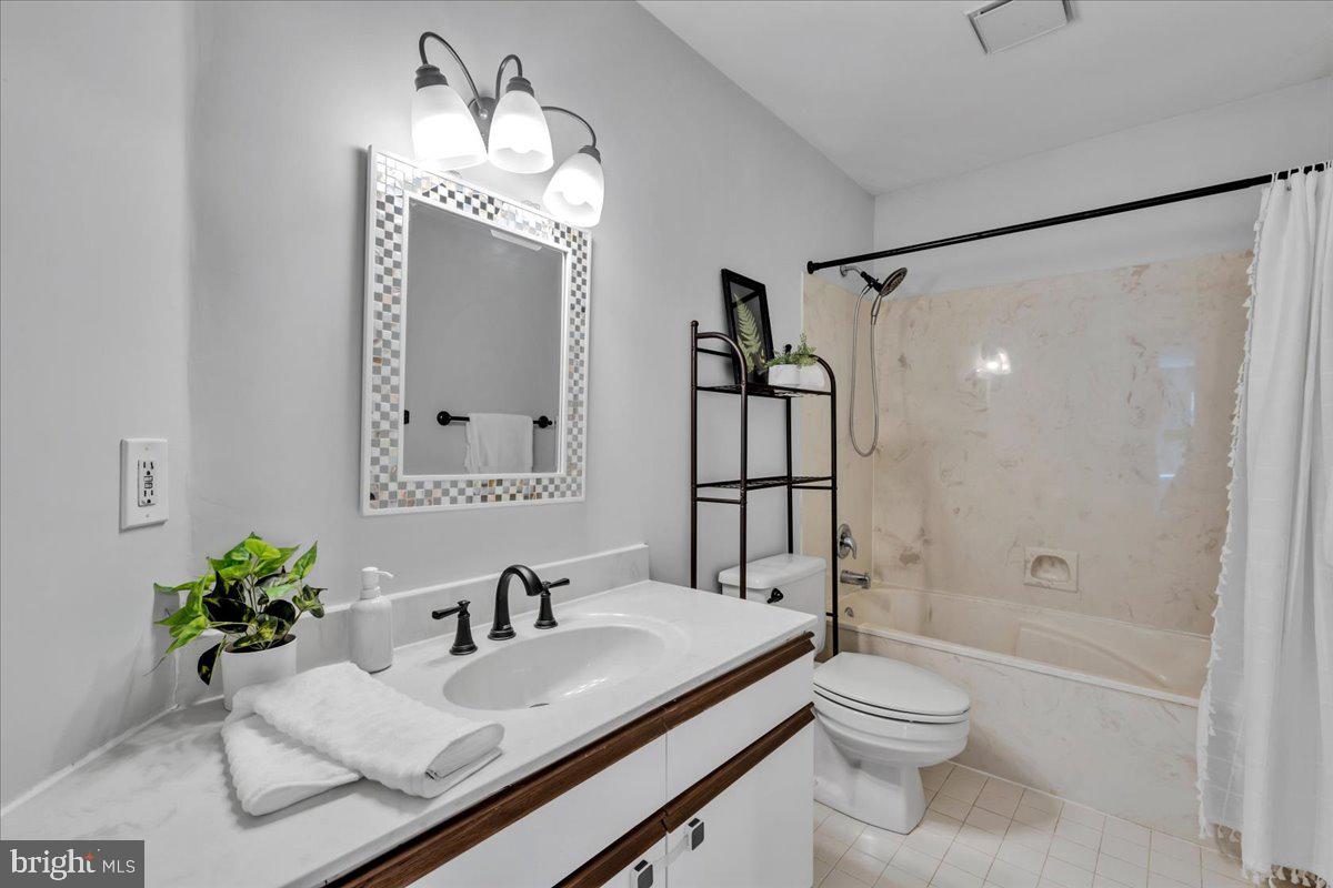 3011 Fallstaff Road, Unit 402A Baltimore, MD 21209 - Photo 12 of 20