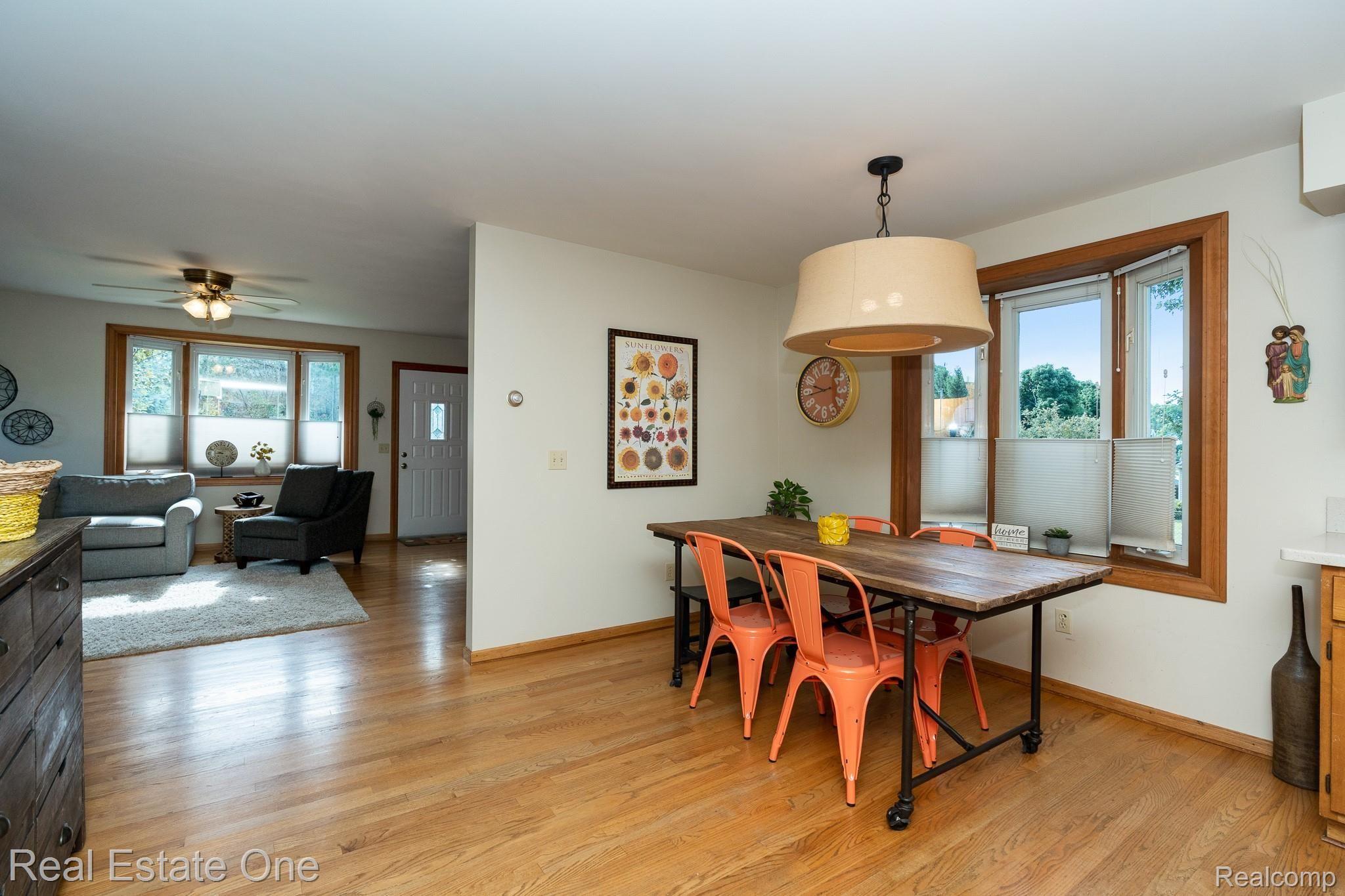 3280 Rockhaven Street Rochester, MI 48309 - Photo 11 of 42 Rockhaven MLS-008.jpg