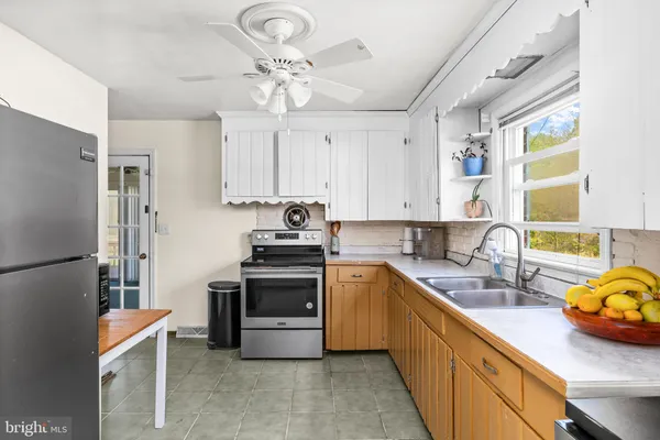 $376,000 | 80 Lorenzo Drive, Fredericksburg, VA 22405