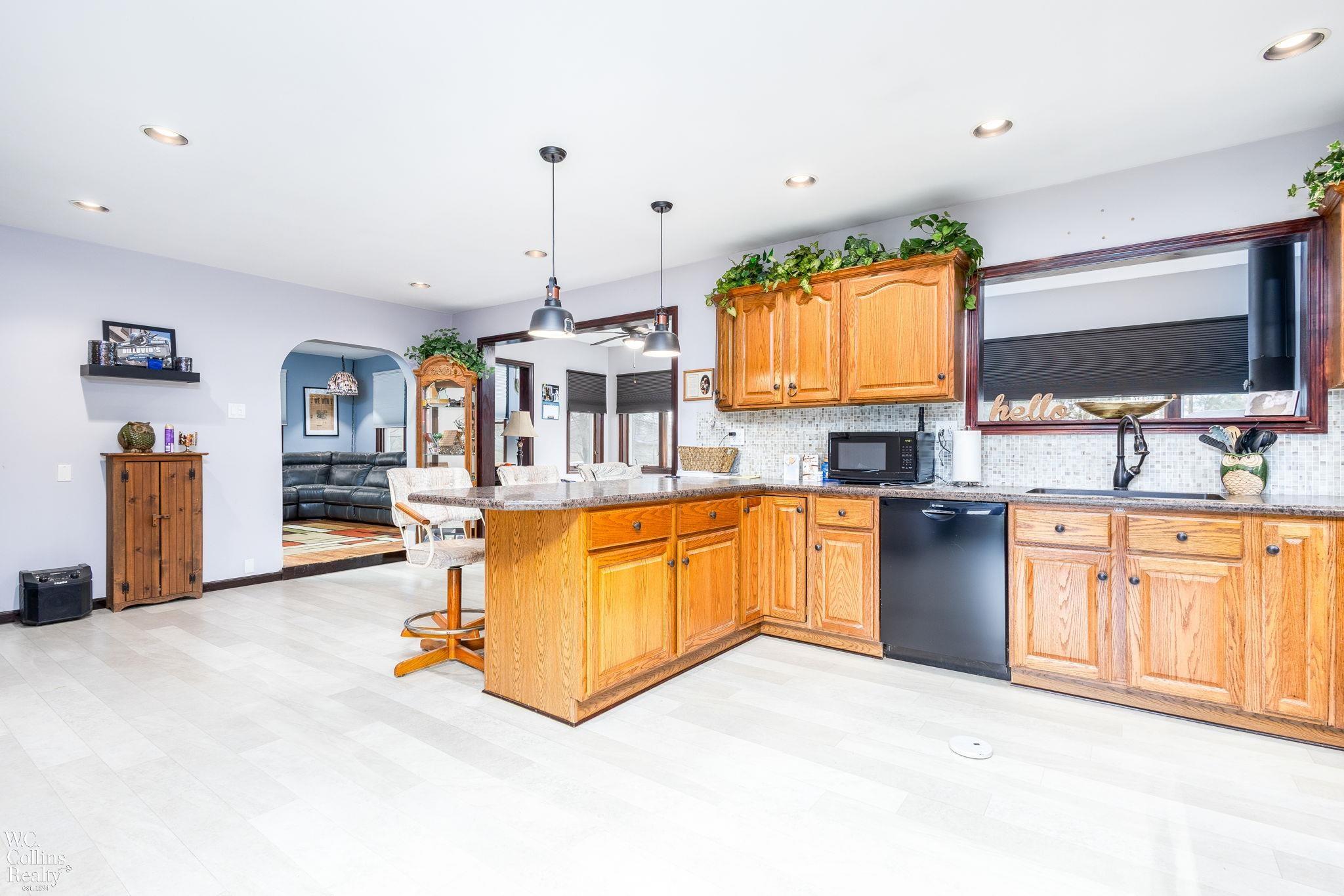 7465 Frith Road St. Clair, MI 48079 - Photo 13 of 38