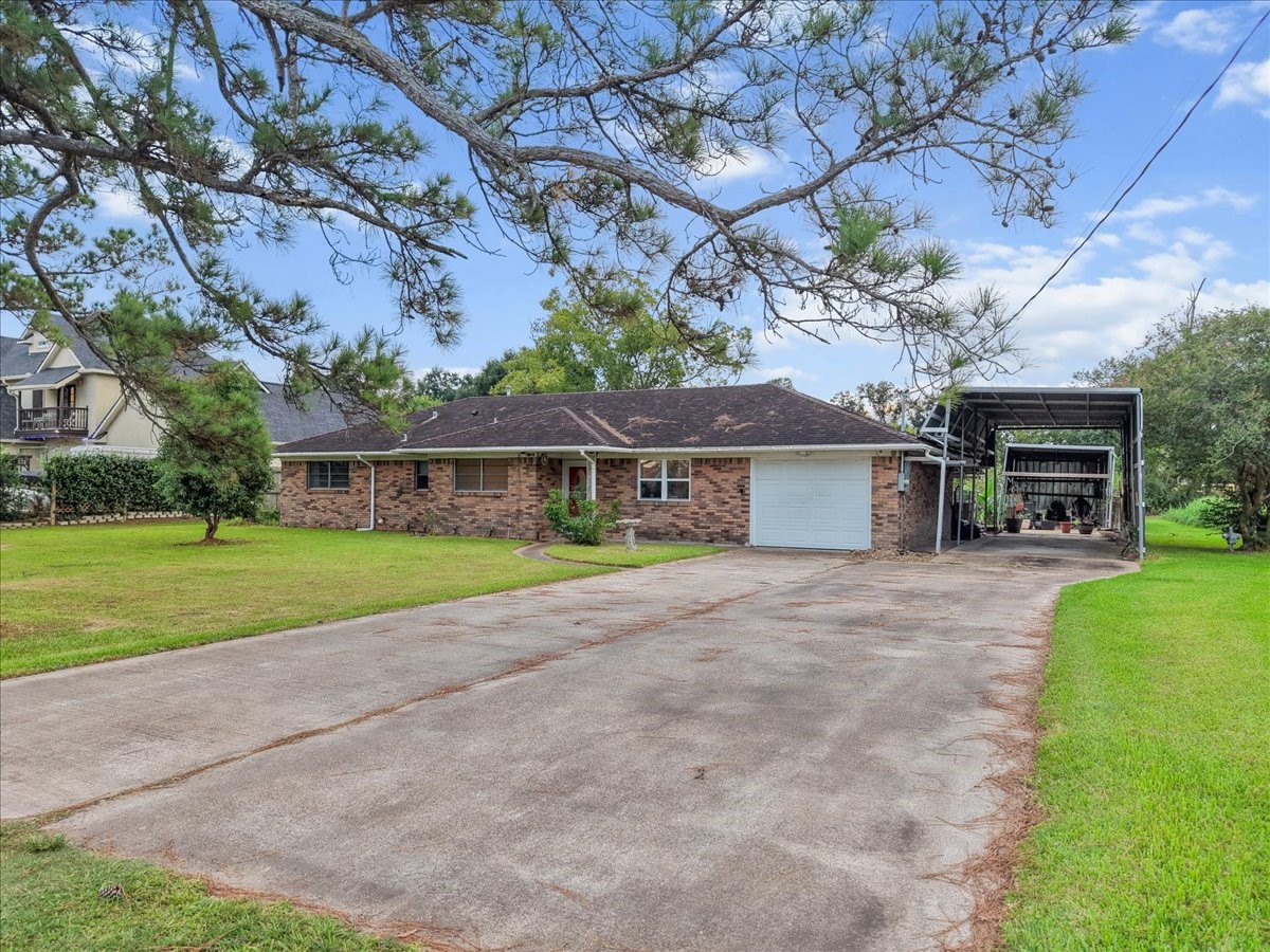 15918 Spinks Road Alvin, TX 77511 - Photo 18 of 25 Gallery Image 18