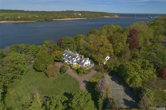 $9,800 | 435 Bryant Avenue, Roslyn, NY 11576