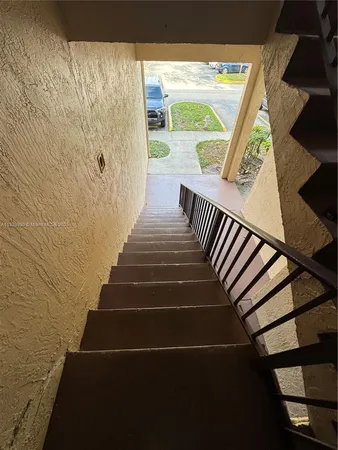 $2,000 | 4341 West McNab Road, Unit 27, Pompano Beach, FL 33069