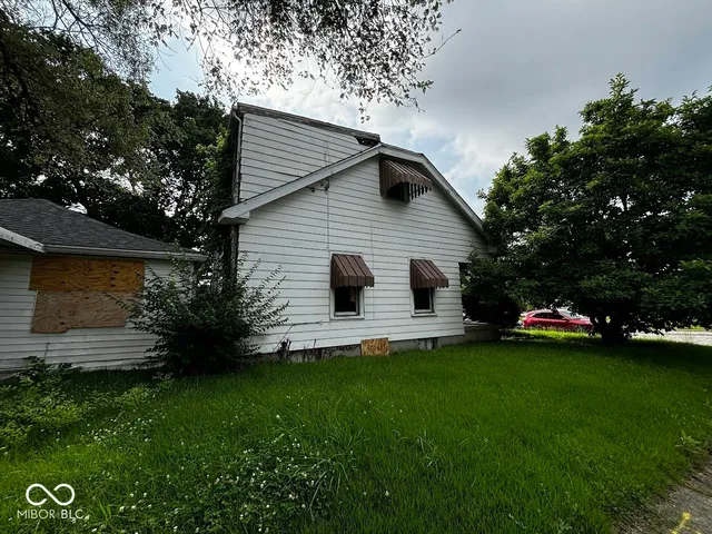 $93,500 | 1108 Burdsal Parkway, Indianapolis, IN 46208