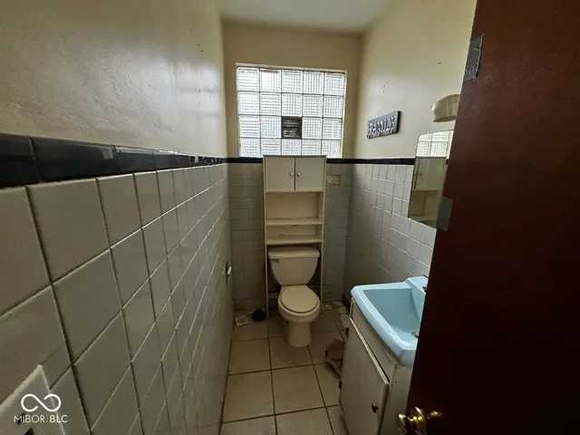 $93,500 | 1108 Burdsal Parkway, Indianapolis, IN 46208