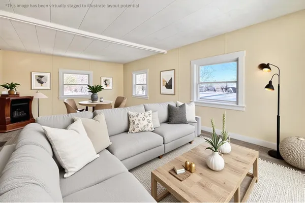 $249,000 | 2 Camden St Terrace, Rockland, ME 04841