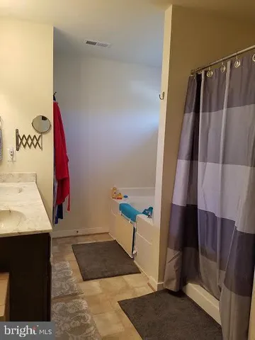 a view of walk in closet