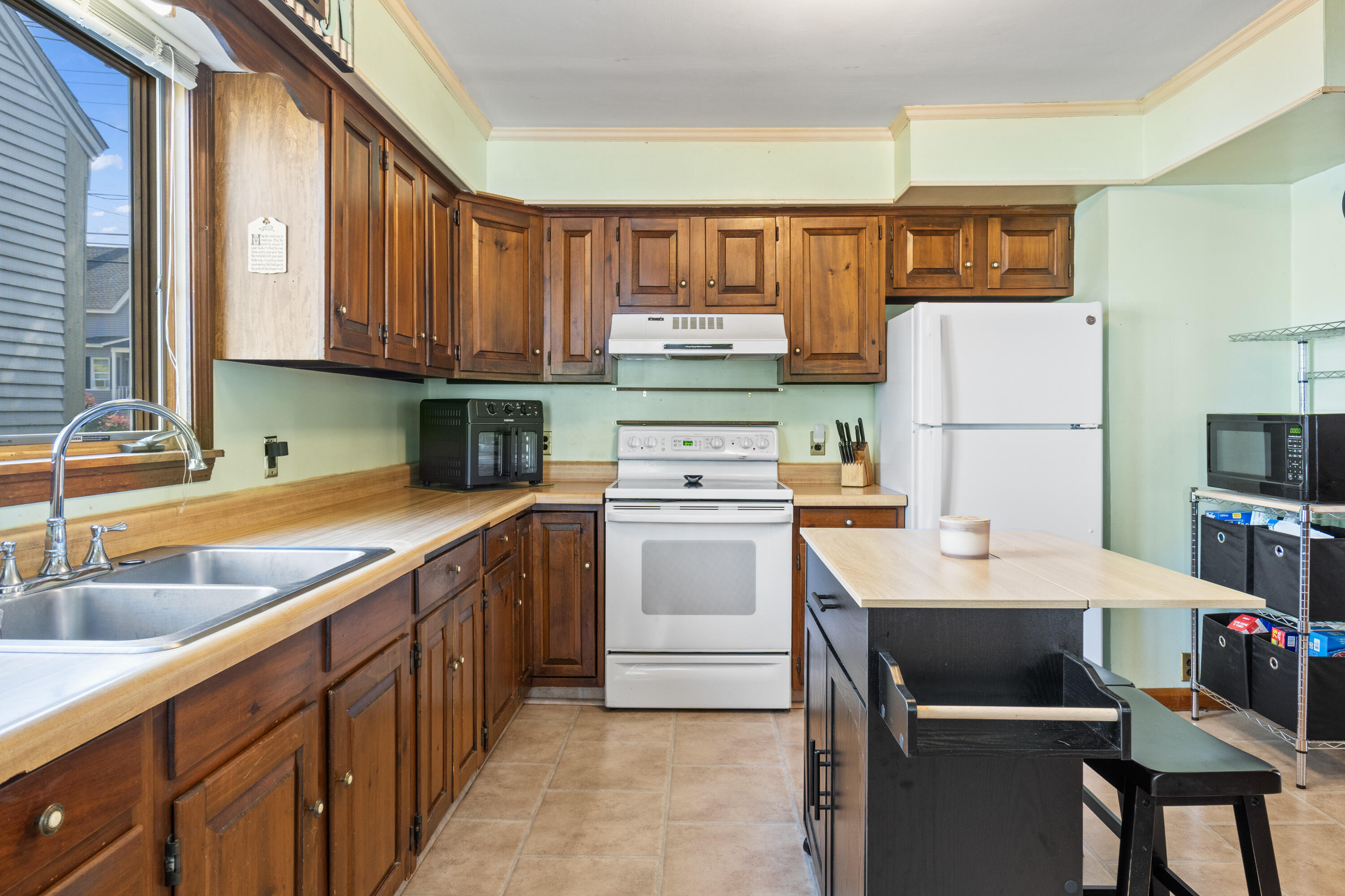 271 Main Street Ogunquit, ME 03907 - Photo 15 of 67 271 Main St_143