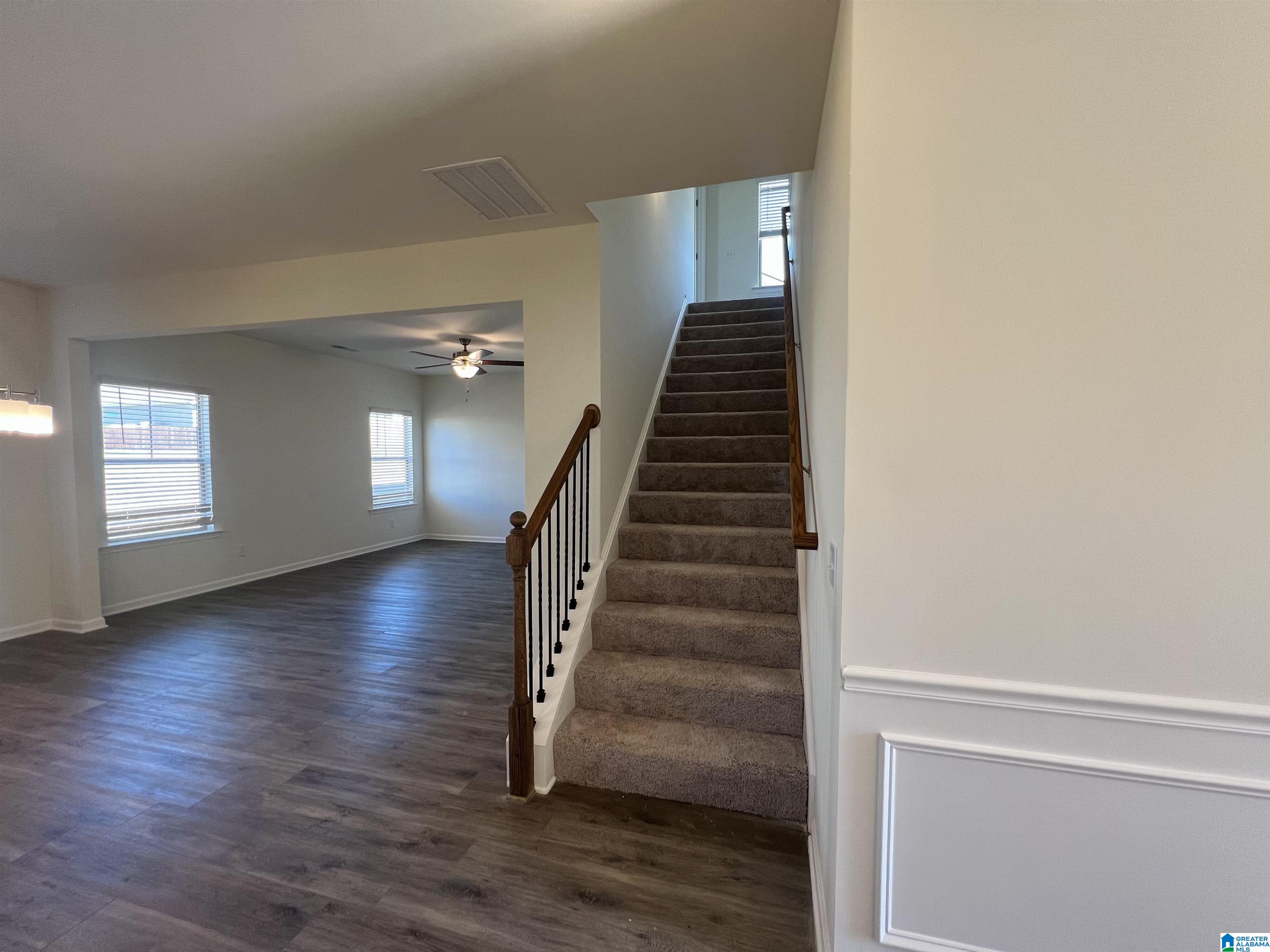 887 Ridgeway Avenue Columbiana, AL 35051 - Photo 8 of 21
