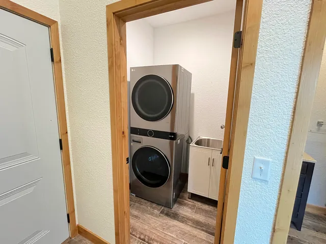 $1,250,000 | 8431 Big Bend Road, Waterford, WI 53185