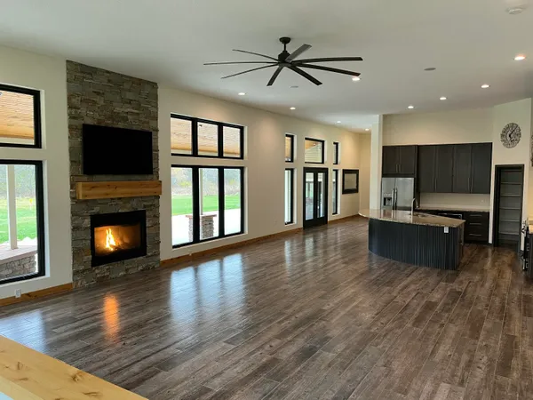 $1,250,000 | 8431 Big Bend Road, Waterford, WI 53185