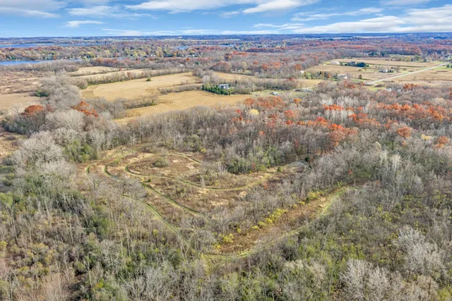 $1,250,000 | 8431 Big Bend Road, Waterford, WI 53185