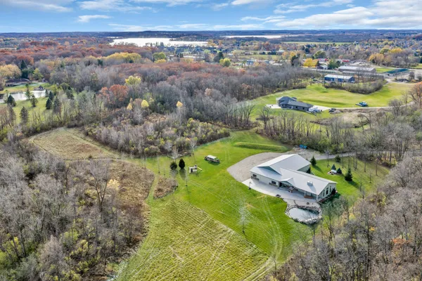 $1,250,000 | 8431 Big Bend Road, Waterford, WI 53185