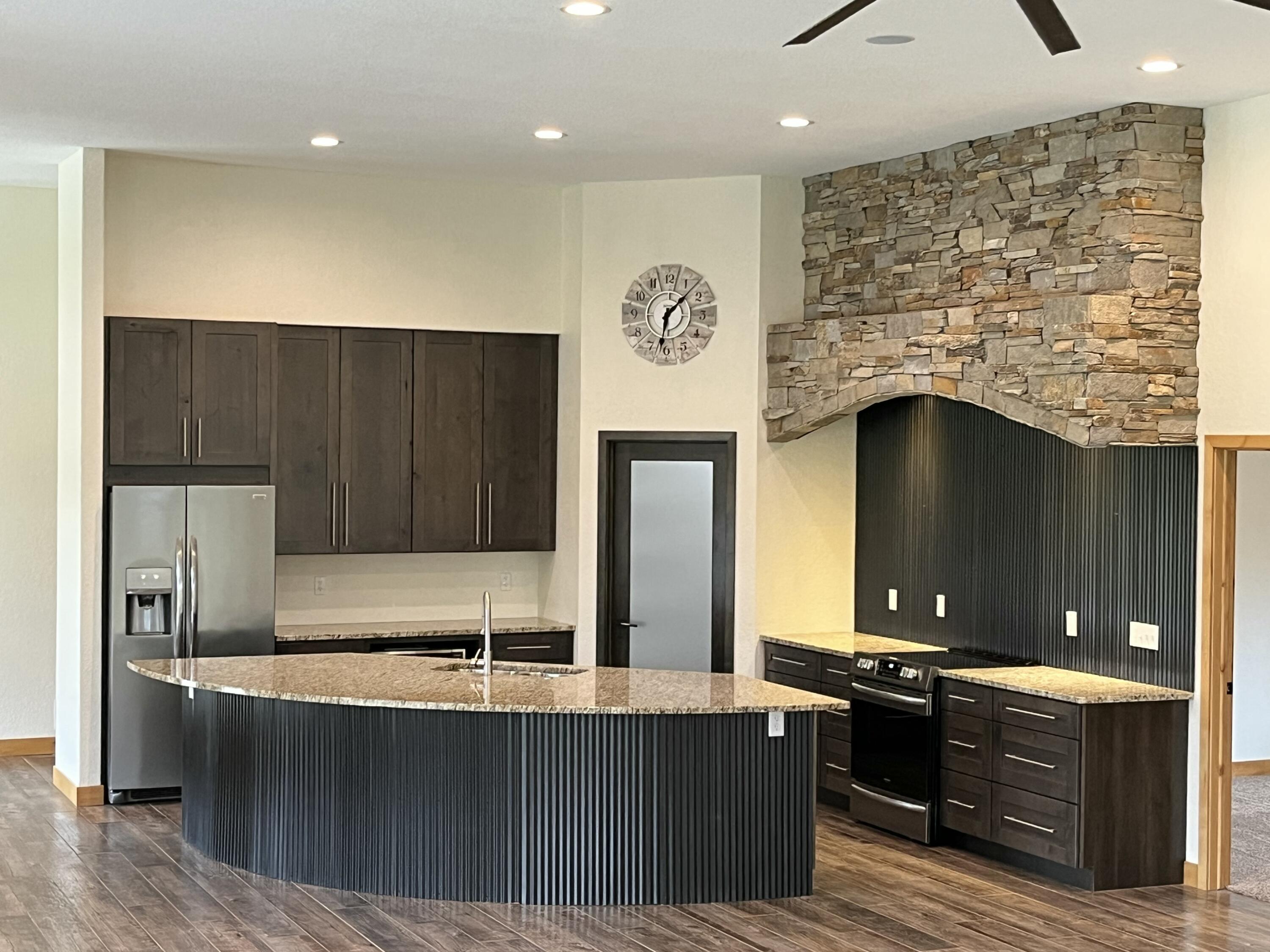 8431 Big Bend Road Waterford, WI 53185 - Photo 6 of 50 Grand Kitchen