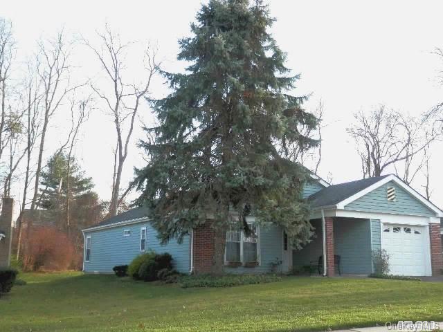 35 Lamont Road, Unit 55 Ridge, NY 11961 - Photo 1 of 1