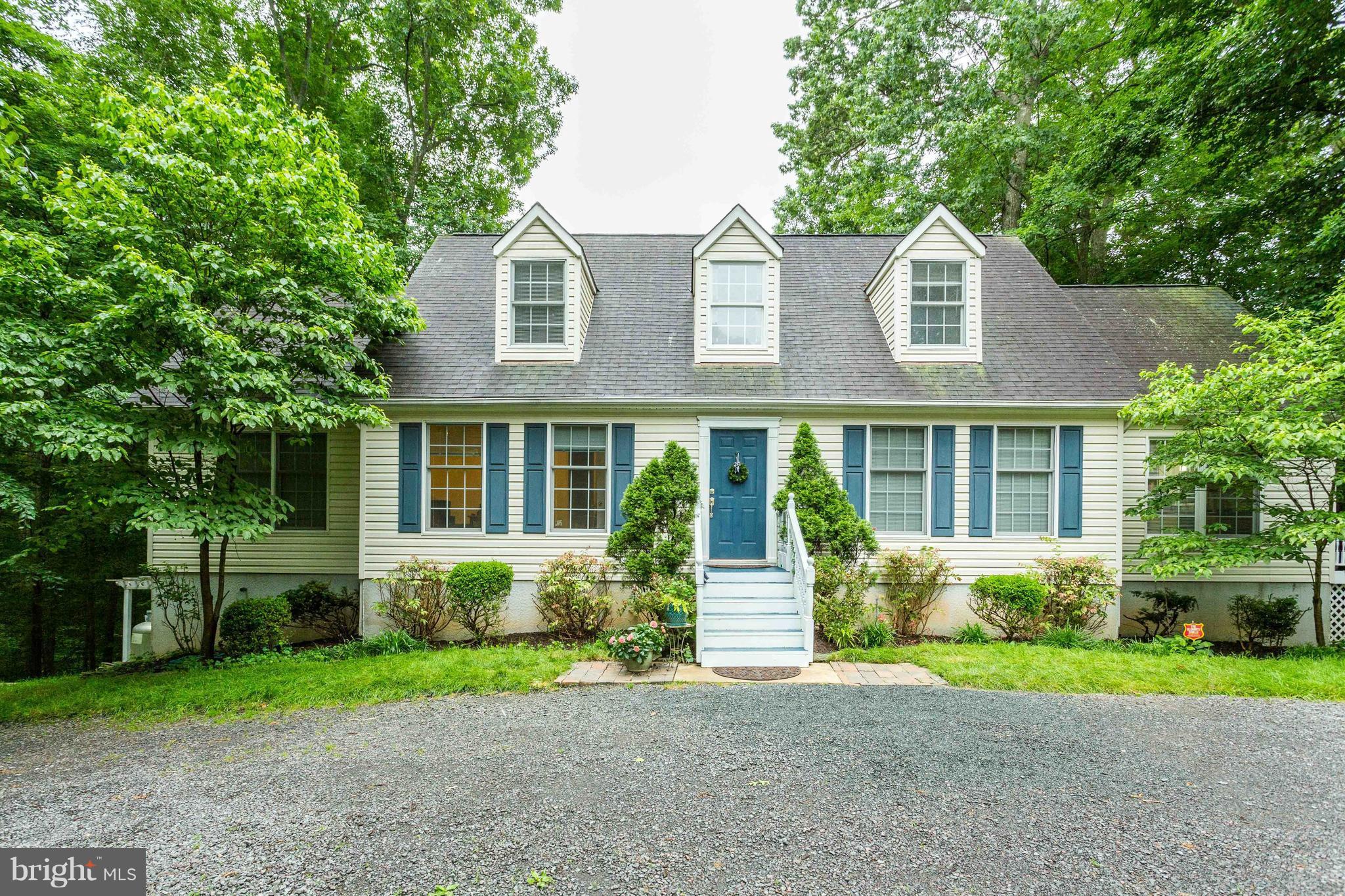 8499 North Point Road Manassas, VA 20112 - Photo 1 of 30 Exterior (Front)