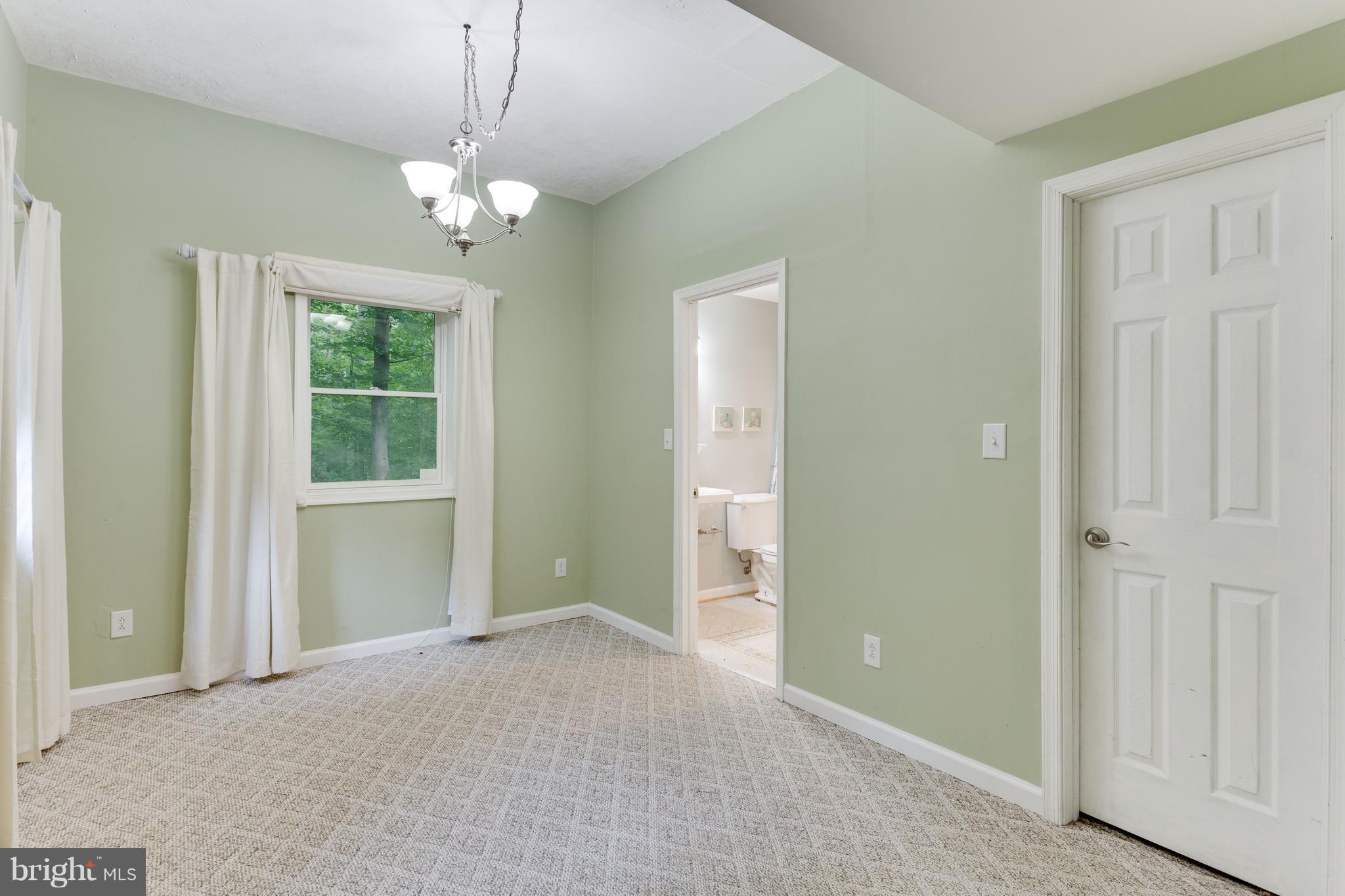 8499 North Point Road Manassas, VA 20112 - Photo 21 of 30 Bedroom