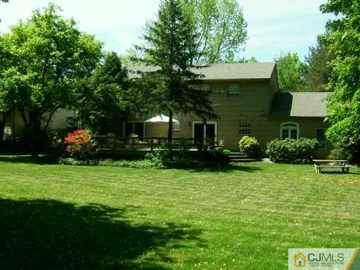 14 Springfield Road East Brunswick, NJ 08816 - Photo 6 of 8 Gallery Image 6