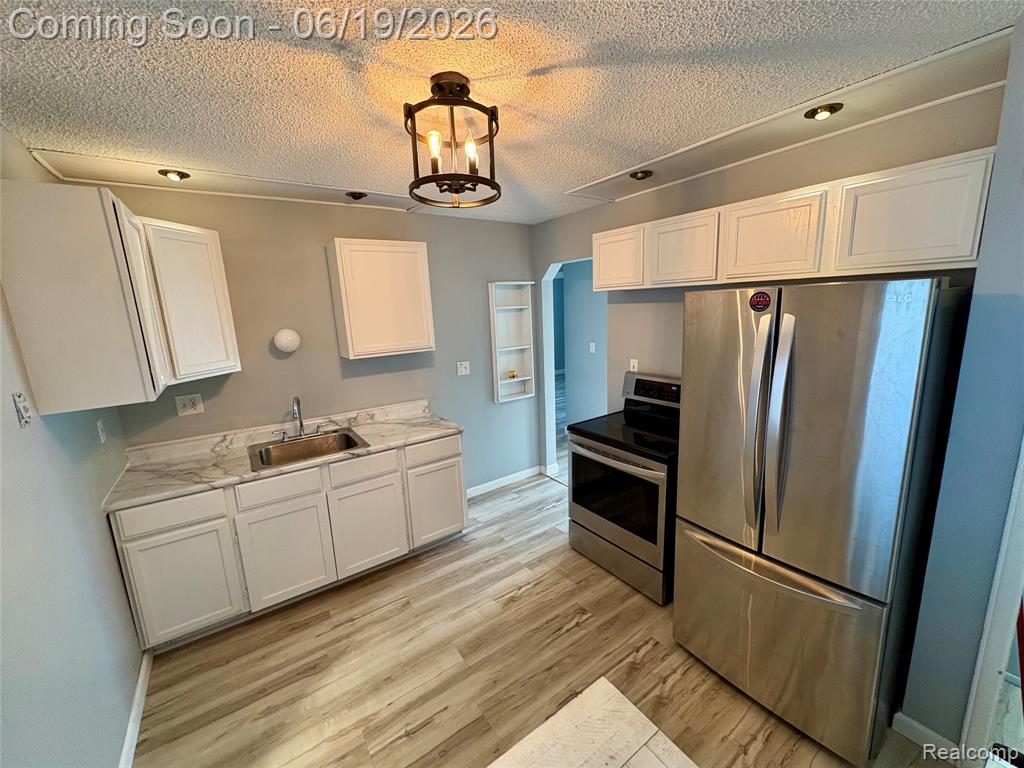 1073 Colonial Drive Inkster, MI 48141 - Photo 10 of 20