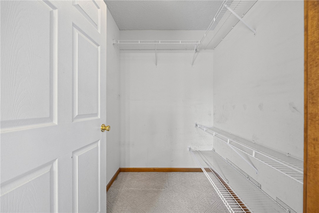 750 Close Circle Webster, NY 14580 - Photo 20 of 50