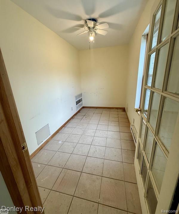 7285 Mayville Road Marlette, MI 48453 - Photo 23 of 28 Primarybedroom2.jpg