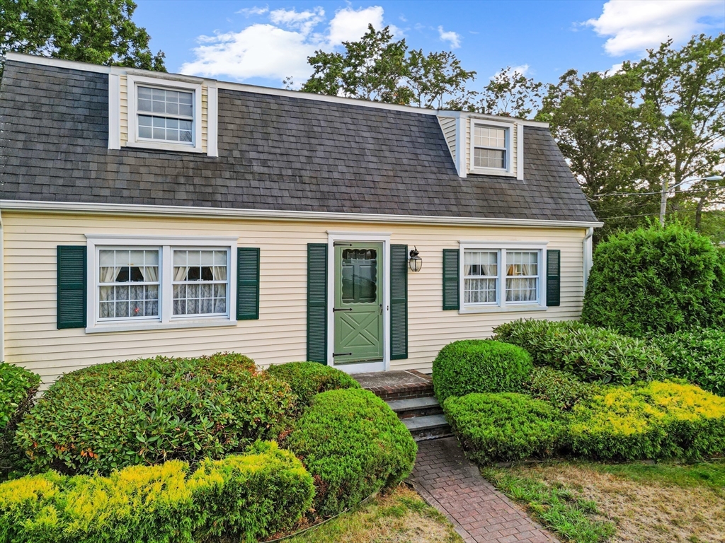 95 Brookside Road Somerset, MA 02726 - Photo 41 of 42 front view of a house