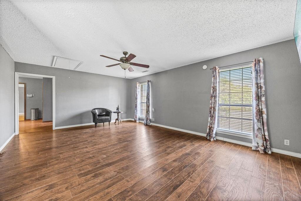 105 Cedar Ridge Lowry Crossing, TX 75069 - Photo 9 of 40 Gallery Image 9