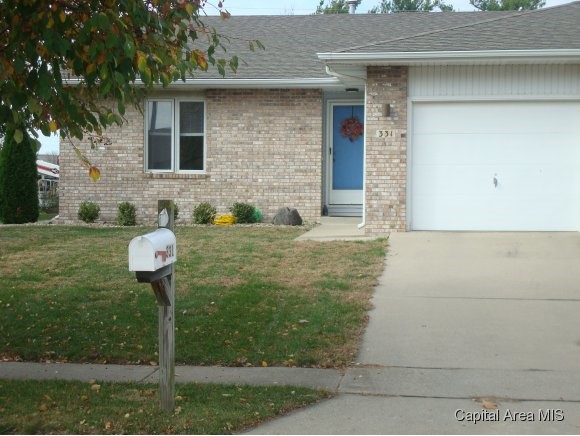 331 Bellerive Road Springfield, IL 62704 - Photo 1 of 8