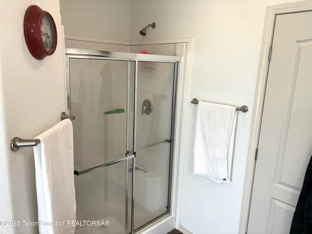 $819,000 | 36 Ruckus Road, Freedom, WY 83120