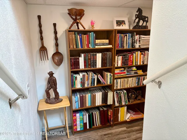 $819,000 | 36 Ruckus Road, Freedom, WY 83120